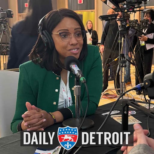 Featured image for the On the future of Metro Detroit's suburban transit (ft. Tiffany Gunter, SMART) podcast.