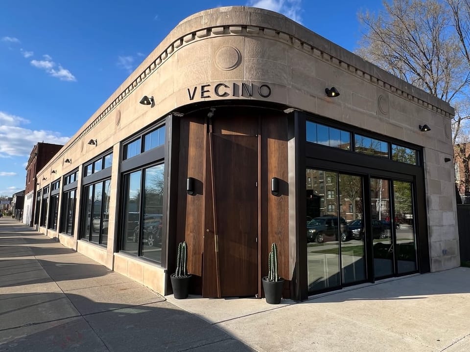 Cover image for the Best breakfasts near Downtown Detroit // First look at Vecino // New site, new newsletter newsletter.