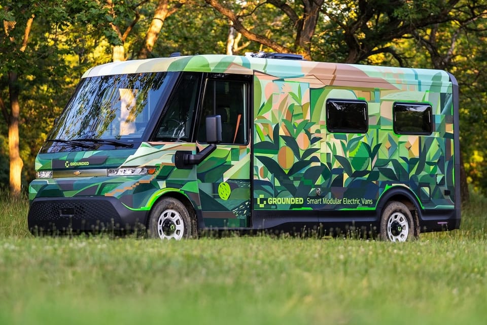 Featured image for the Taking Electric Vans To The Next Level In Detroit (ft. Sam Shapiro, Grounded) podcast.